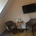 Cafe Mlynek Bed & Breakfast *